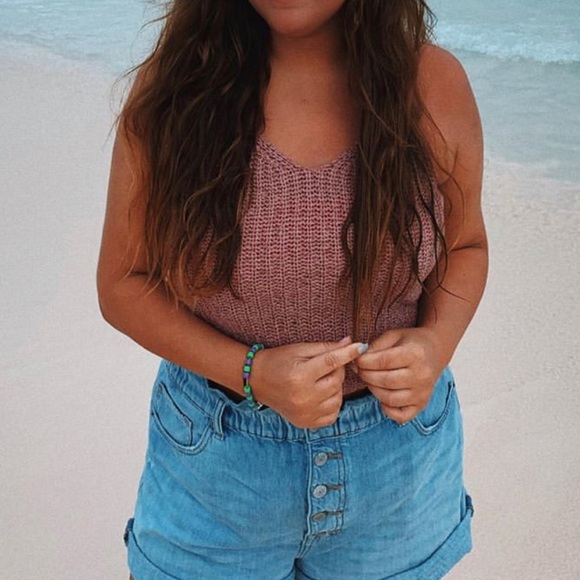 Moon & Madison Knit crop top - Picture 1 of 4